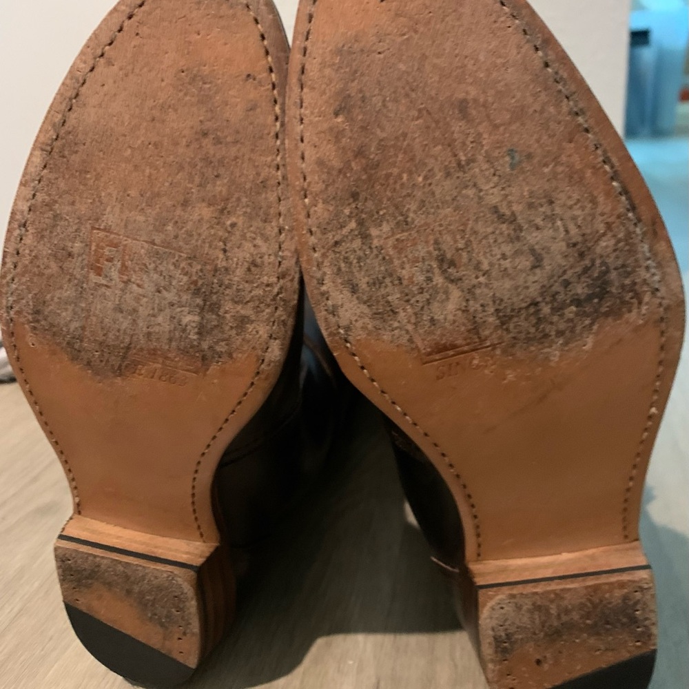 Frye Brown Leather Tan Interior - Picture 7 of 7